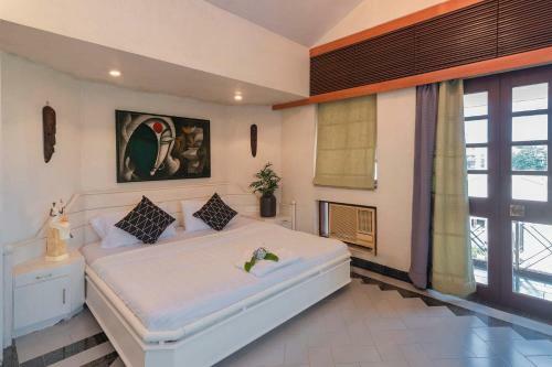 Villa Stayvista At Shantam House