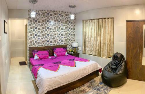 Luxury Ashhville 4 Bhk Pool+lawn Villa