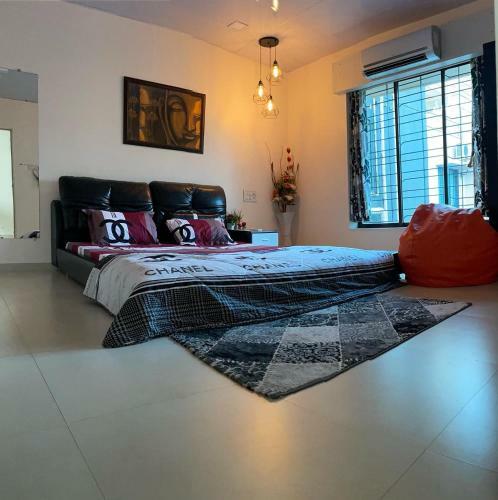 Luxury Ashhville 4 Bhk Pool+lawn Villa