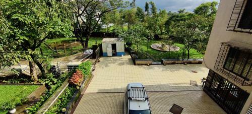 Luxury Ashhville 4 Bhk Pool+lawn Villa