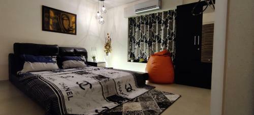 Luxury Ashhville 4 Bhk Pool+lawn Villa