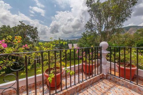 Stayvista At Fairfield Villa