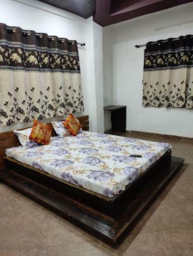 Friendzz Villa