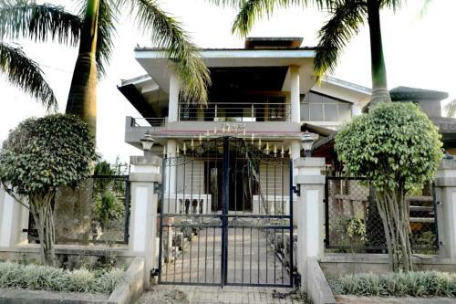 Villa Lonavala Vella