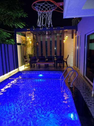 Retreat Villa 4 Bhk