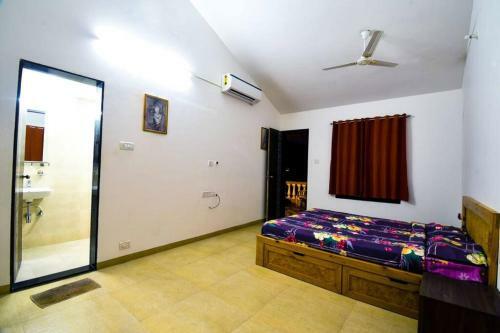 Unique Villa - Spacious And Plus-size 4 Bedroom Villa With Pool