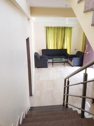 Narayan Villa