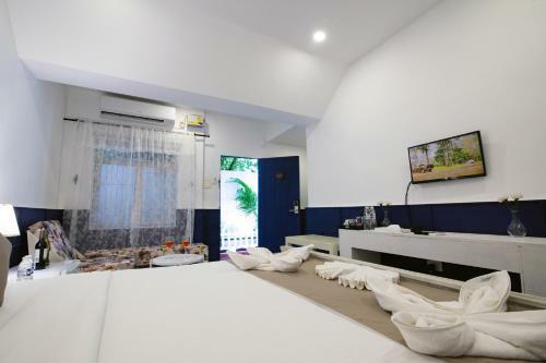 Hibis Hotels And Resorts, Goa