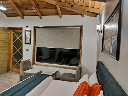 The Lookout, Luxury Cottage ,cedar