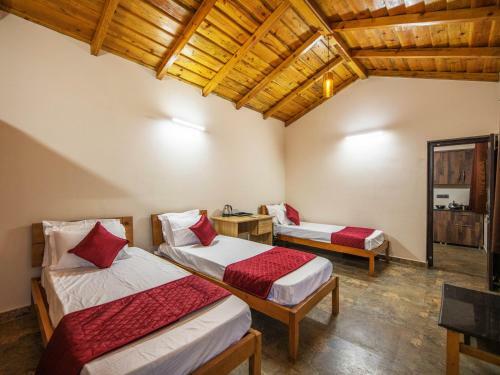 Captains Paradise At Mukteshwar Hill Station