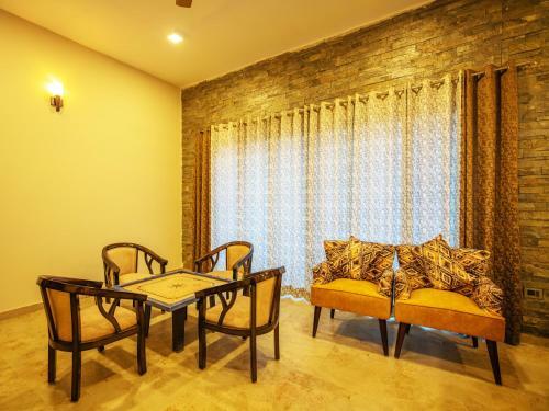 Captains Paradise At Mukteshwar Hill Station