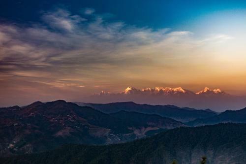 Captains Paradise At Mukteshwar Hill Station