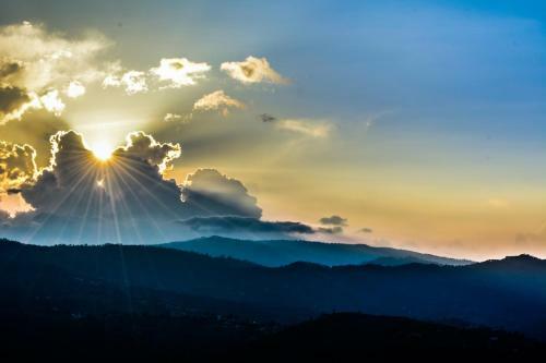Captains Paradise At Mukteshwar Hill Station