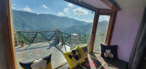 S K And Shiv Cottages