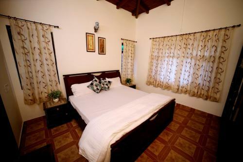 Villa Sky Touch Cottage & Stays