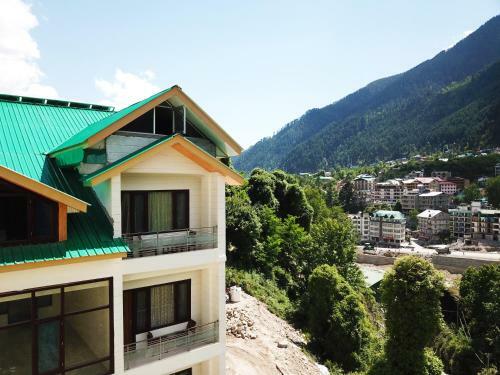Hotel Ashapuri Residency Manali