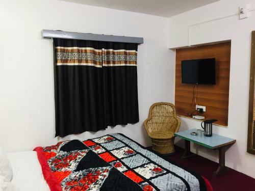 Hotel Shingar Mall Road Manali