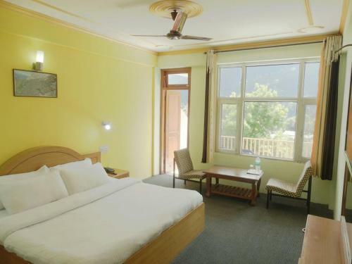 Dormico's Hotel Snowbird