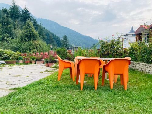 Hotel Nirwana Retreat A Luxury Cottage