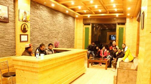 Hotel Moksha Valley The Sun Shine Resort