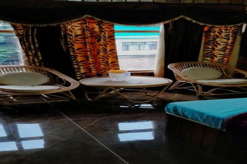 Oyo 82831 Hotel Kashyap