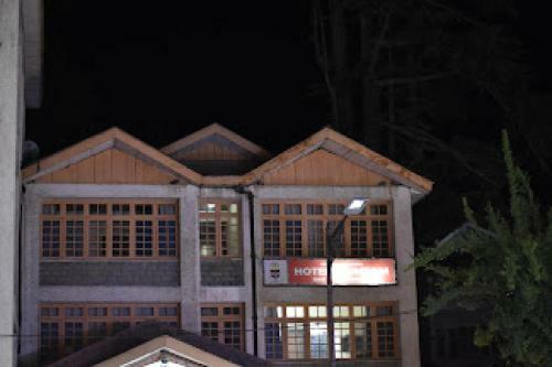 Oyo 82831 Hotel Kashyap
