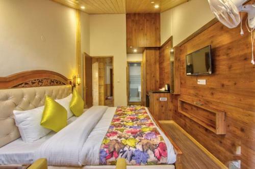 Hotel Aarti Villa Manali