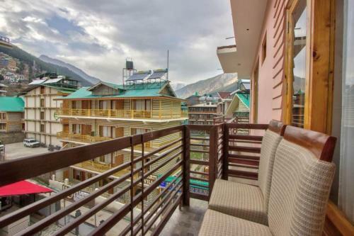 Hotel Aarti Villa Manali