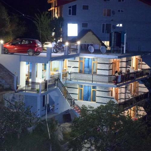 Hotel Himalayan Adventure