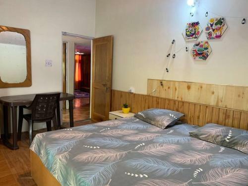 Ozzy Home Manali I Pet Friendly