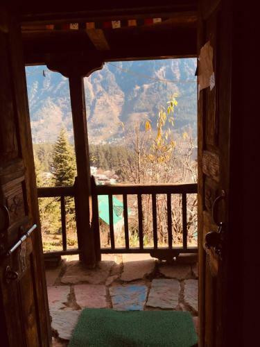 Udaksh House Manali