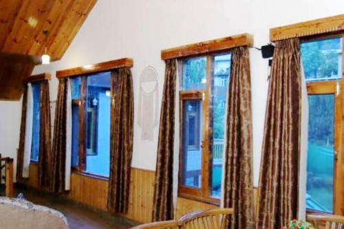Villa 7bhk Woodstock Cottage Bonfire Chef Balcony