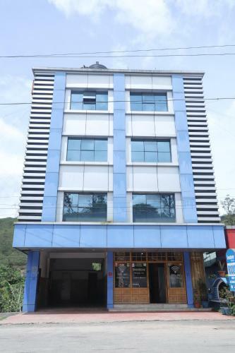 Hotel Greeshmam Holiday Inn