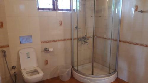 Rosegardens Eco Friendly Homestay,munnar