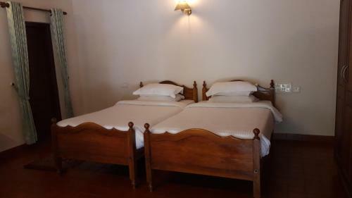 Rosegardens Eco Friendly Homestay,munnar