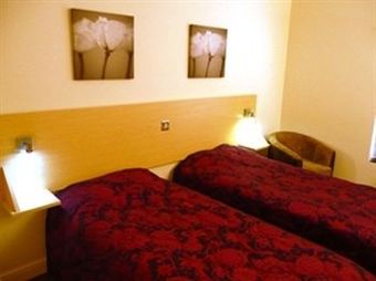 Elme Hall Hotel