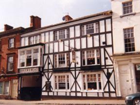 Hostal The Queens Head Hotel