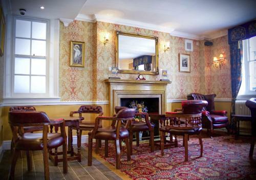 The Golden Lion Hotel