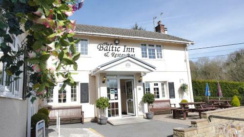 Hostal The Baltic Inn & Restaurant