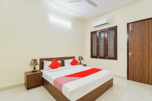 Hotel Oyo 26219 The Prince Park