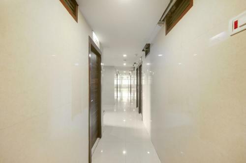 Hostal Oyo Home 75669 Akash Inn