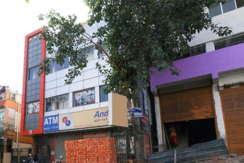 Hostal Oyo Home 69085 Bv Stayz