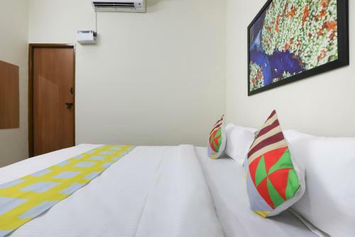 Hostal Oyo Home 69085 Bv Stayz