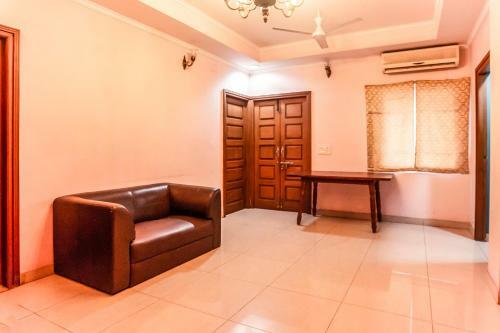 Fabhotel Blossoms Service Apartment
