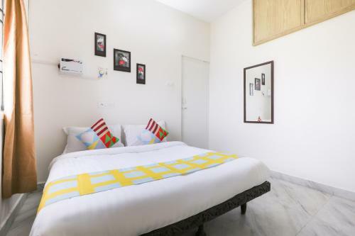 Hostal Oyo 80606 Elegant Stay