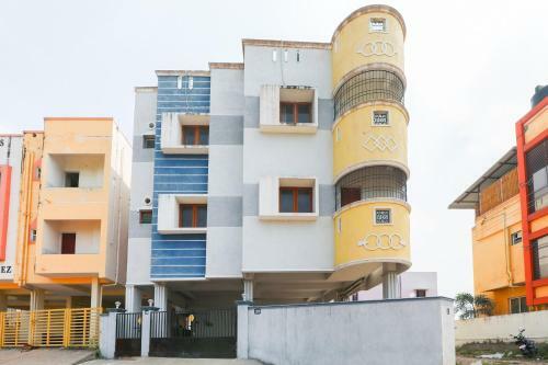 Hostal Oyo 80606 Elegant Stay