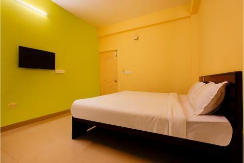 Fabhotel Green Tree Residency