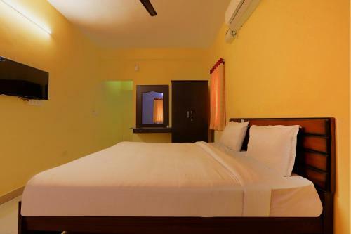 Fabhotel Green Tree Residency