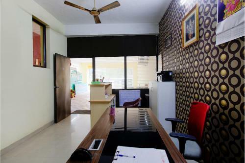 Fabhotel Green Tree Residency