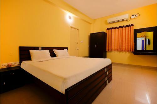 Fabhotel Green Tree Residency